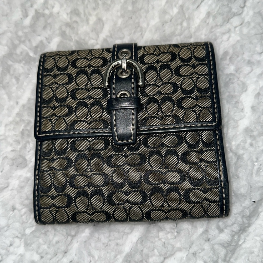 Coach mini signature trifold wallet with buckle detail tan and black silver